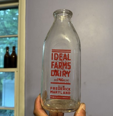 Ideal Farms Dairy Inc Frederick MD Maryland Qt Milk Bottle Child Back Red Pyro