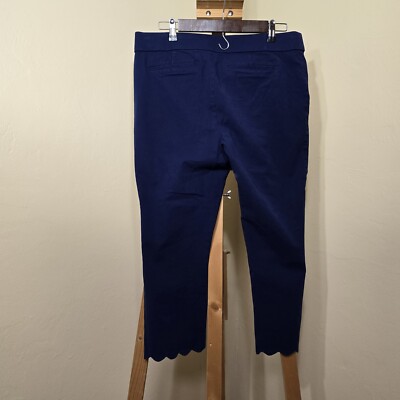 Rafaella Womens Blue Flat Front Capris With Scallop Hem. Size 12P
