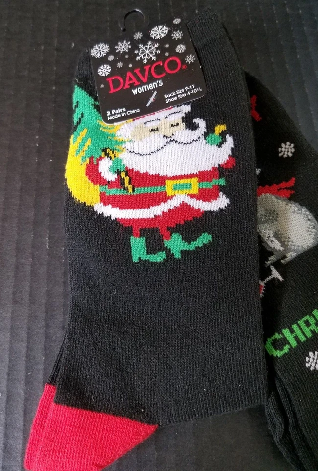 2 pares de calcetines navideños Davco para mujer "Ho Ho Ho" Wish You A Trashy Christmas Foto 3 de 4
