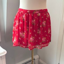 Abercrombie Fitch Red Rose Floral Crinkle Chiffon Mini Skirt Size Medium