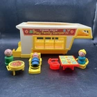 Vintage Fisher-Price Little People Play Family Camper Top Grill Table Chairs Fig