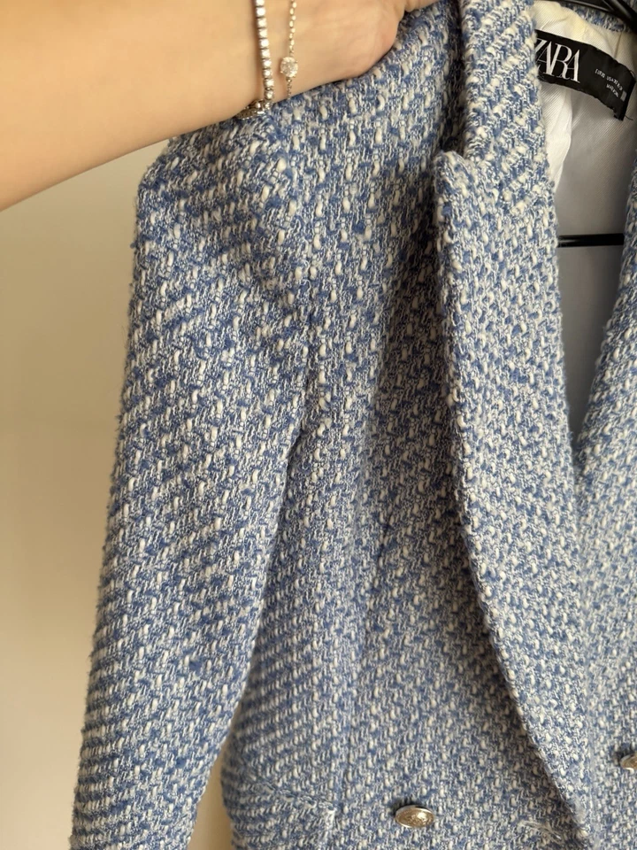 Chaqueta Blazer Zara Mujer Mezcla Lana, Talla S, Dos Botones Foto 3 de 4