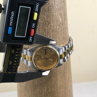 Vintage Seiko 5 Women 4206-0510 Fluted Day Date Two Tone Automatic