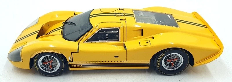 Exoto 1/18 Scale Diecast DC181224D - Ford GT40 MKIV - Yellow - Image 4 of 4