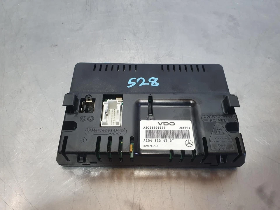 MERCEDES CLASE C ESTÉREO/UNIDAD PRINCIPAL PANTALLA, TIPO NAVEGACIÓN POR SATÉLITE, W204/S204, 07/07-05/11 Foto 2 de 3