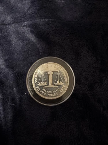 1 Oz. Silver Round .999 Fine "Silver Trade Unit" Scales Of Justice In Capsule