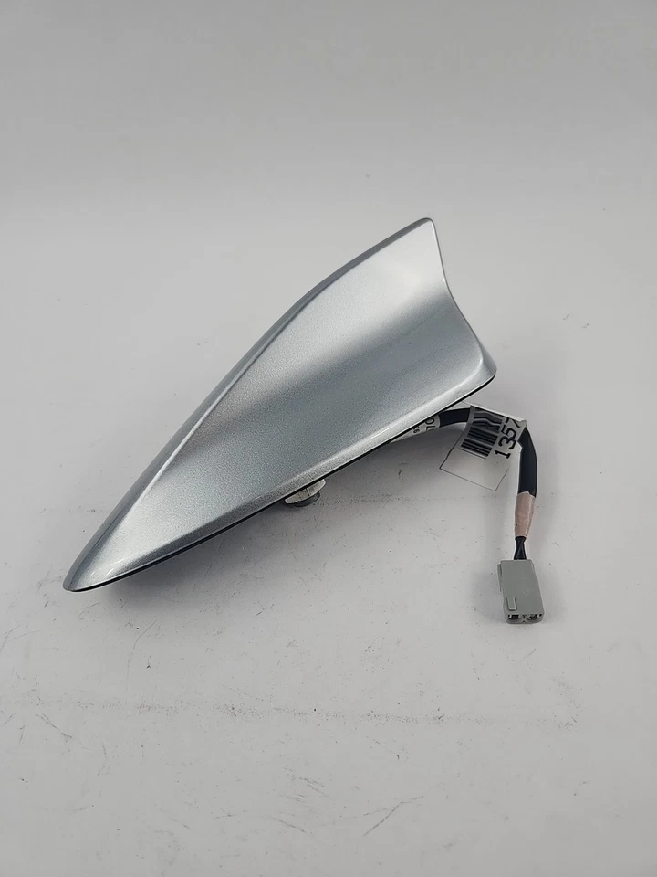 2017-2022 Mazda Cx-5 Roof Shark Fin Antenna White Silver_45P OEM Tk786693064 - Image 2 of 4