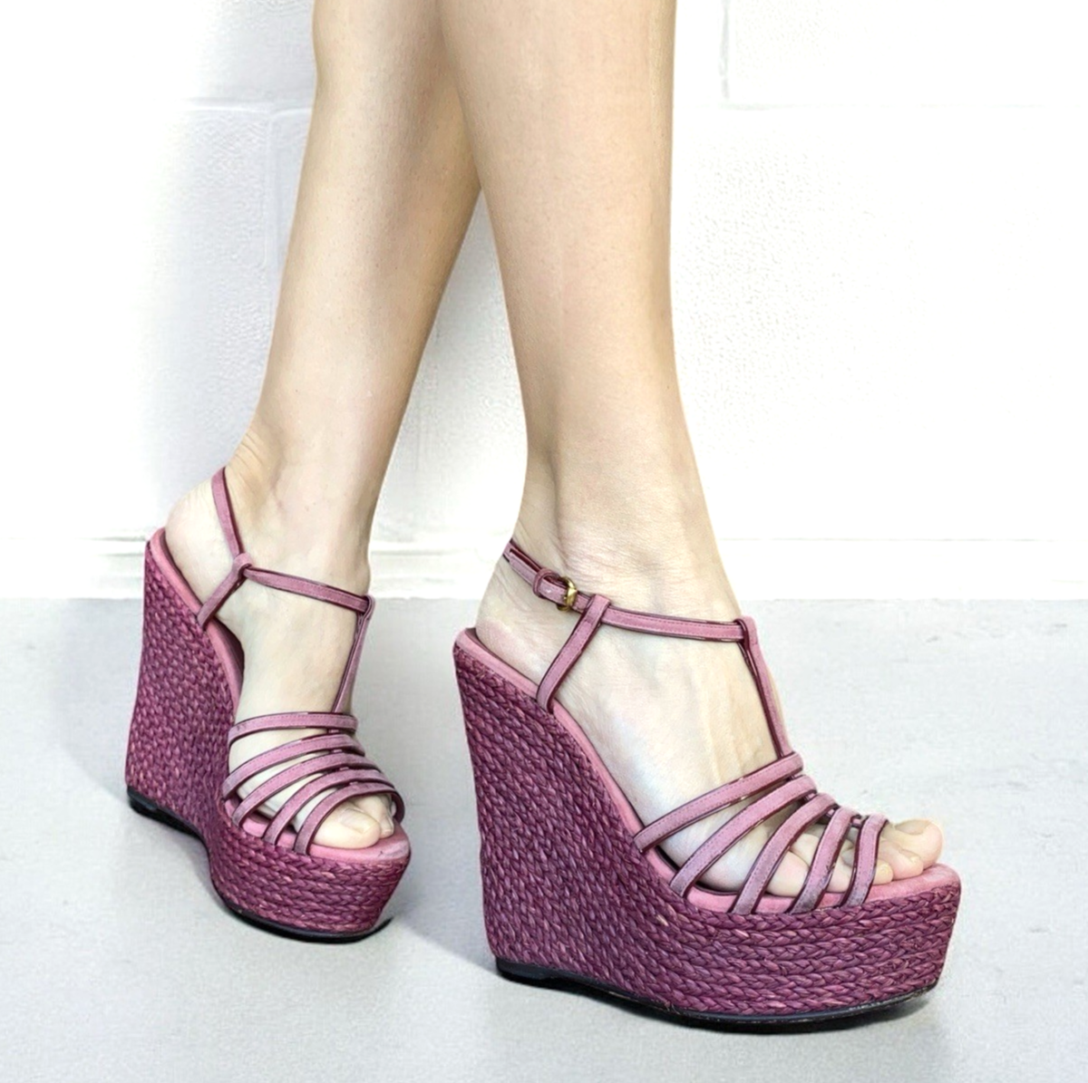 GUCCI Pink Suede Strappy Espadrille Wedge Sandals, Size 38