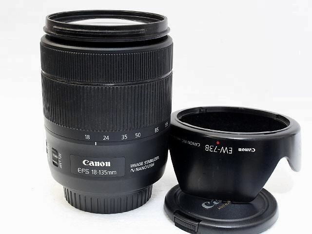 Canon EF-S 18-135mm F3.5-5.6 IS USM AF Zoom Lens with Hood