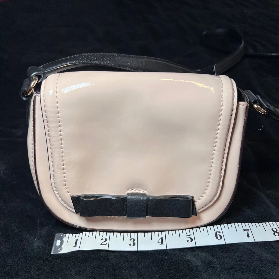 Kate Spade Chelsea Park Jade Patent Leather Crossbody Bow Accent Small Purse - Image 3 of 4