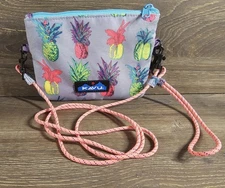 Kavu Zipper ID/Card/Coin Case w/Keyring & Lanyard Pineapple