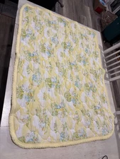 Vintage Dundee Baby Crib Blanket Yellow Animal Print Quilted Pad 1978 Made USA