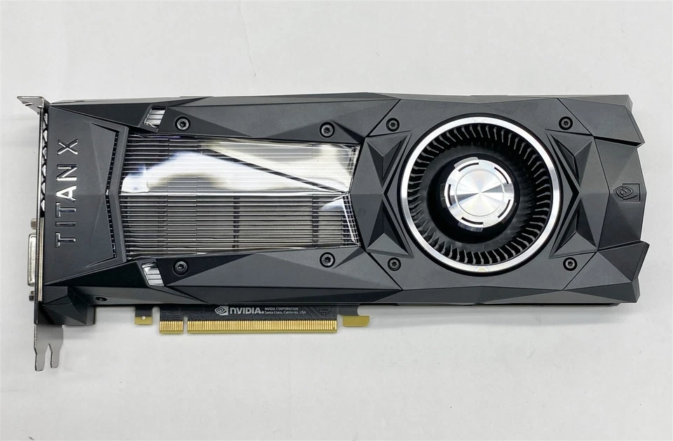 NVIDIA GeForce GTX TITAN X 12GB GDDR5X Pascal Graphics Card 900-1G611-2500-000 - Image 3 of 4