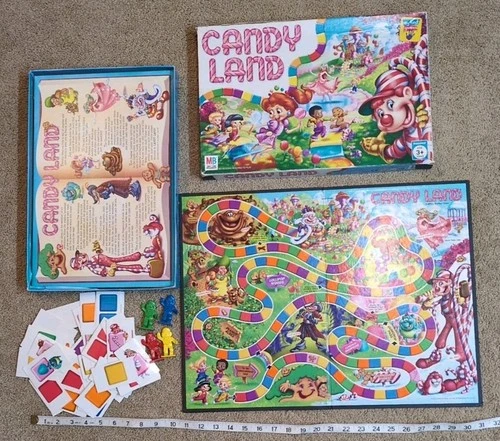 Vintage 2005 Candy Land- Milton Bradley Gently loved complete no instructions A5