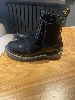 Doc Martens Ladies Black Patent 27811001 Chelsea Boots Size