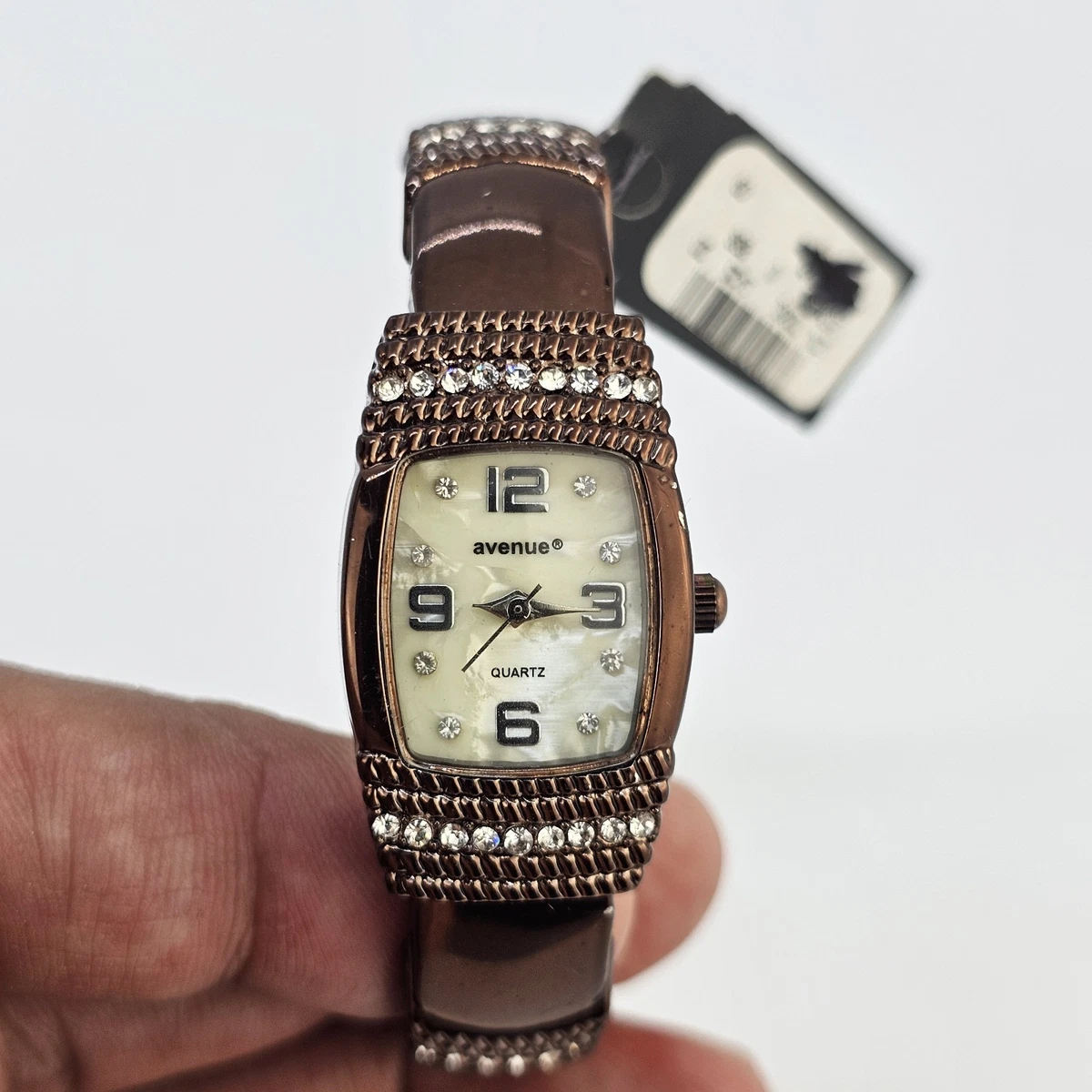 Saks Fifth Avenue, two tone vintage watch. Pre-loved in good condition. Fifth Avenue Watch - Etsy main image 2