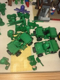 Lego Toy Story 3  7595, 7597, Tanks Figures Complete
