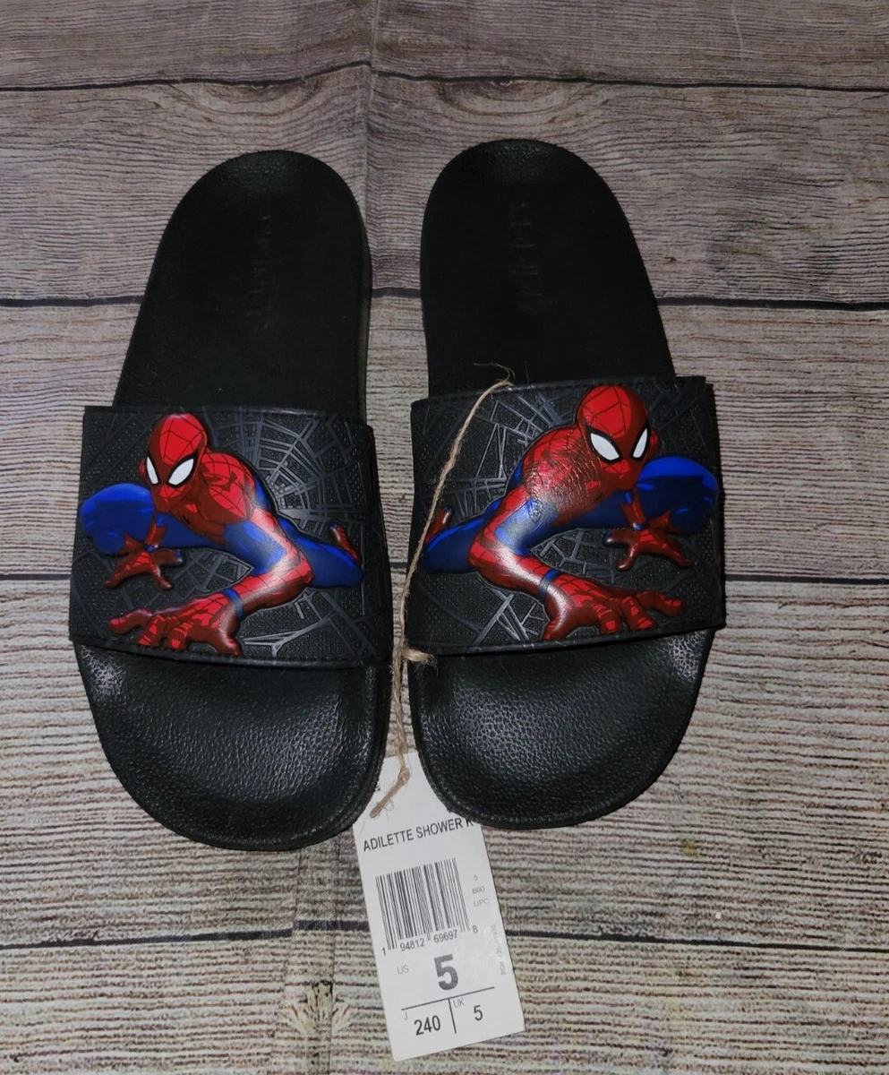 Adidas adilette where top is the beach