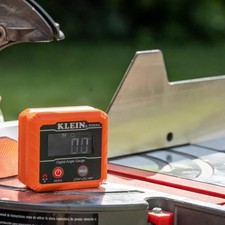 Digital Electronic Level and Angle Gauge, Mea...