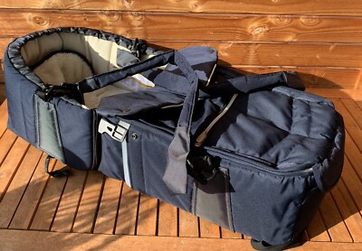 Emmaljunga Gestelltasche Tasche Softtasche Quadrolift blau umbaubar zum Fußsack