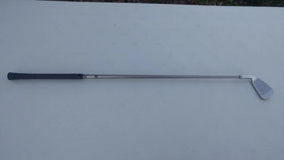 DEMO RH Dama Cobra Gravedad Espalda Única 7 Hierro Grafito Varilla L Flex Derecha 1999 Foto 3 de 4