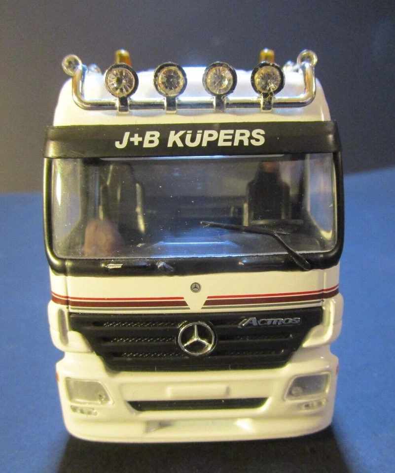 Lion Toys 1:50 Mercedes 1844 Actros Küpers mit Tieflader - Bild 4 von 4