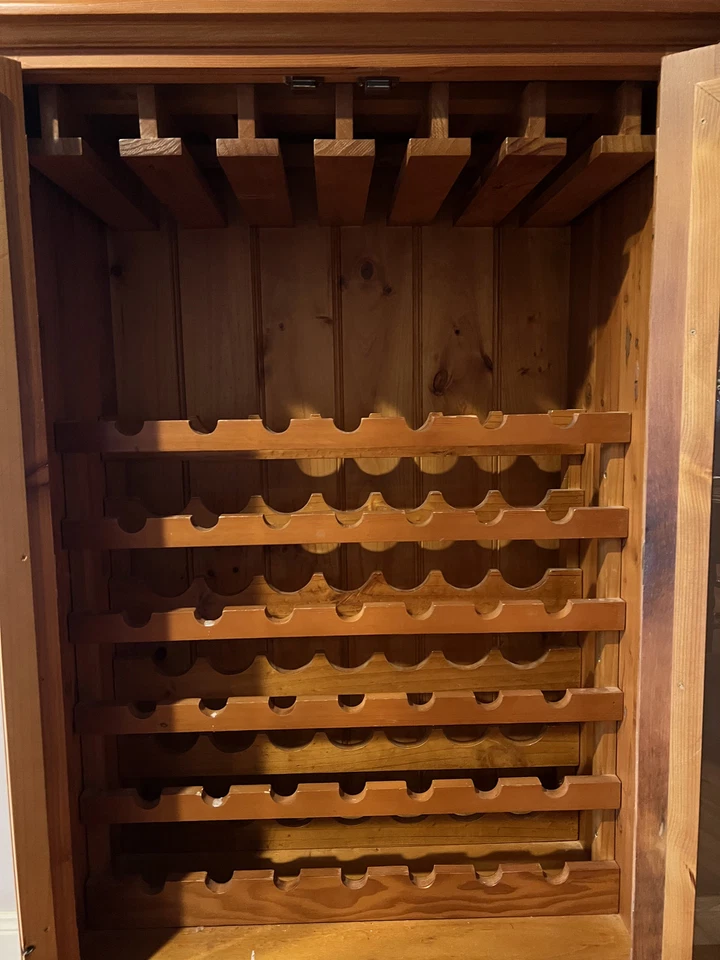 Timber wine cabinet Excellent condition - Recycled Oregon - image 3 of 4