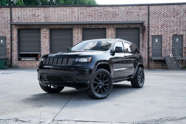 2019 Jeep Grand Cherokee Altitude Sport Utility 4D