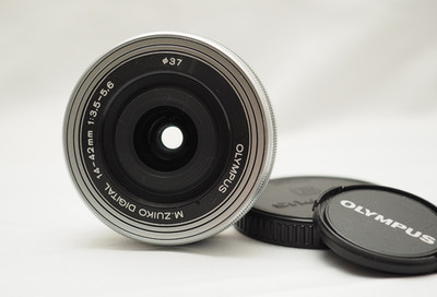 MINT: Olympus M.Zuiko 14-42mm f3.5-5.6 Digital ED EZ Lens Silver#865
