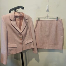 Women's Travis Ayers for Dressbarn Pink Blazer & Skirt Suit Set Size 12