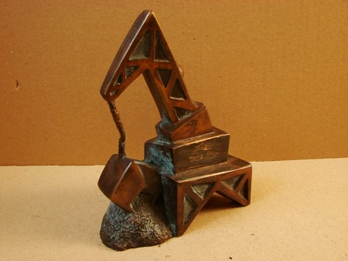 Ukrainian Soviet USSR author's industrial sculpture Avant-gard Cubism dock crane - Picture 5 of 9