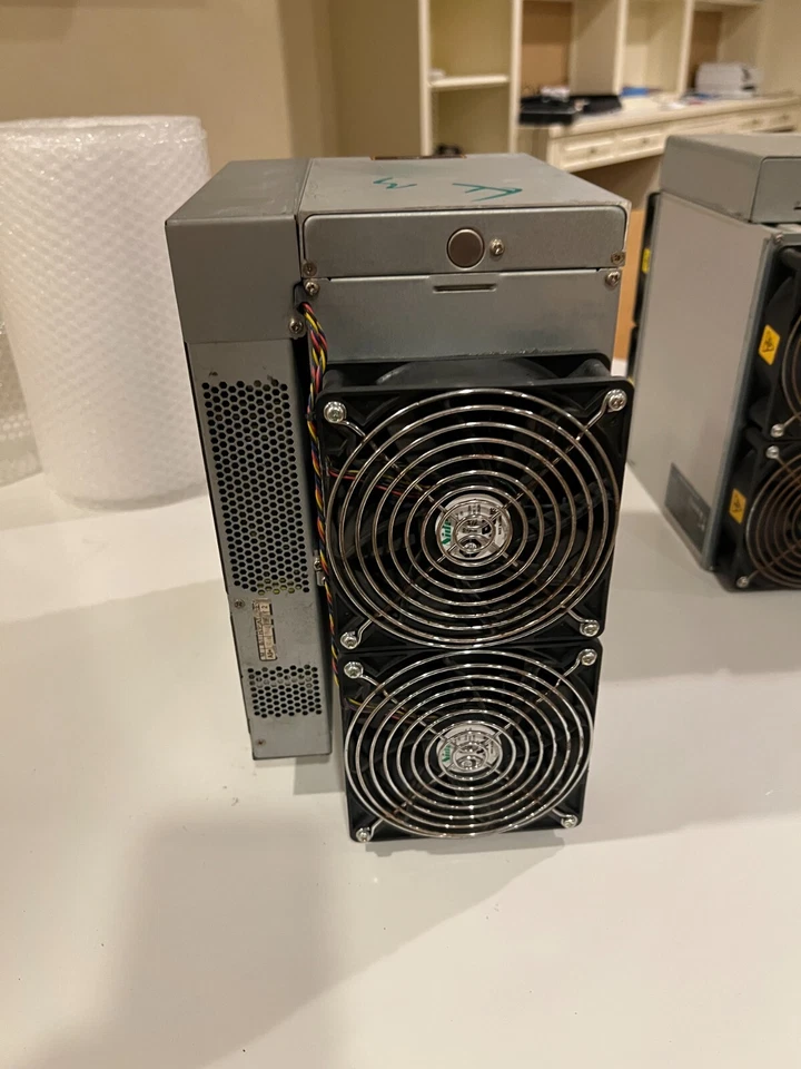 Bitmain S17+ 73TH/s ASIC Bitcoin Miner – Used/As is-PLEASE READ DESCRIPTION - Image 3 of 4