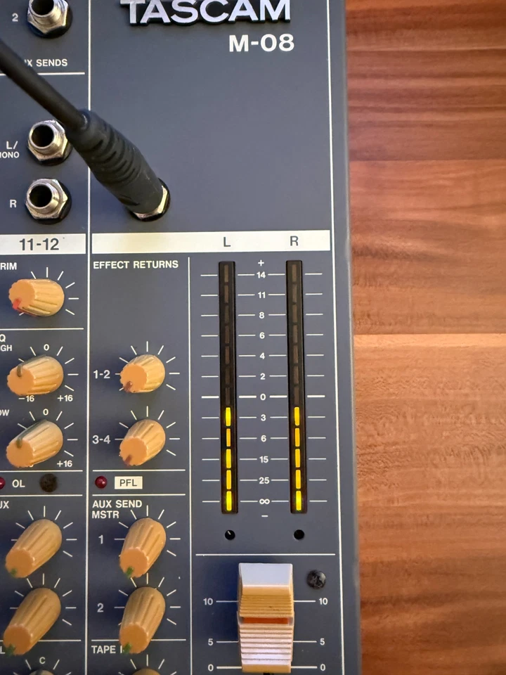 TASCAM M-08 12-channel Mixer - Image 3 of 4