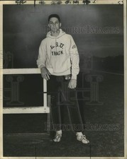 Press Photo Billy Hardin, Track Star, Louisiana State University, Baton Rouge