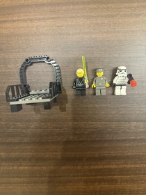 LEGO Star Wars: Jedi Defense I (7203) Used, 100% Complete (Damaged Box + Manual)