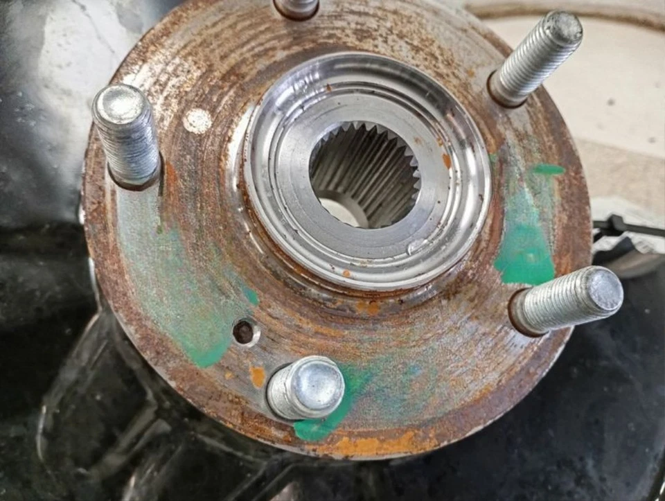 Honda Civic 2019-2024 delantero 2,0 L pasajero derecho husillo conjunto de nudillos fabricante original Foto 2 de 4