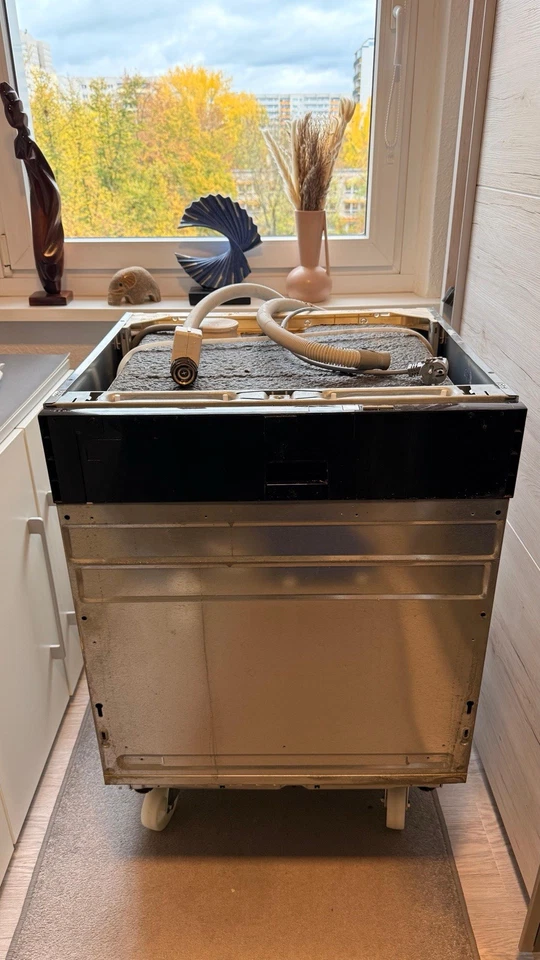 Vollintegrierter Geschirrspüler, Spülmaschine AEG