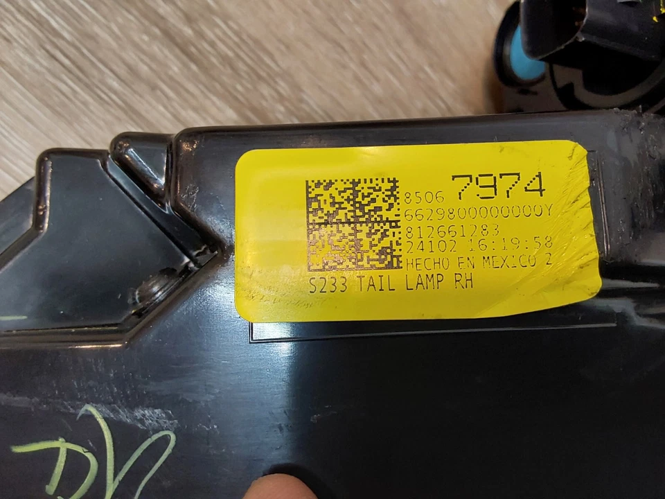 2024-2025 ACURA ZDX CONJUNTO DE LUCES TRASERAS RH PIEZA ORIGINAL # 85067974 Foto 3 de 4