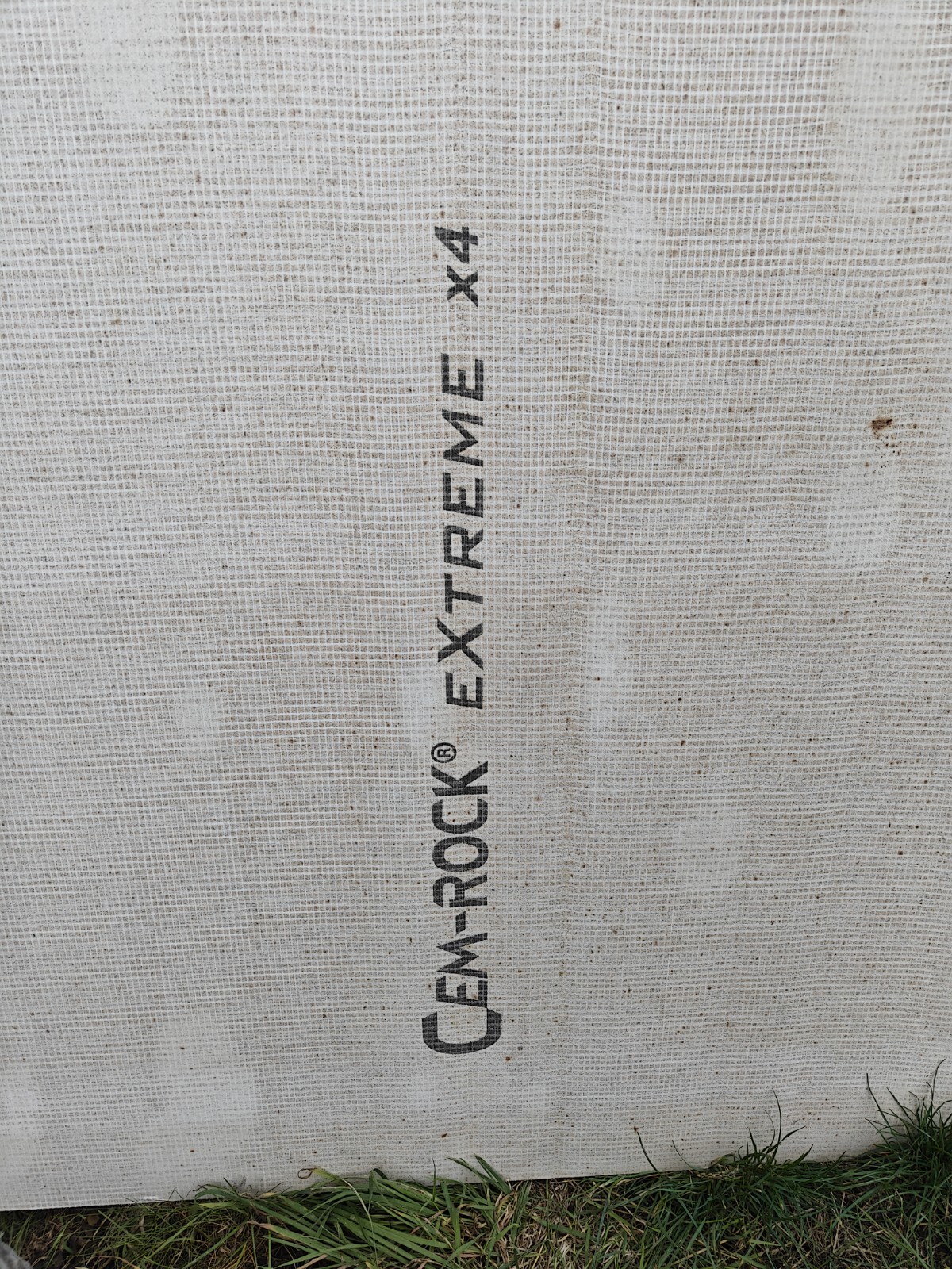 Cem-rock Extreme 4 cement sheathing board 