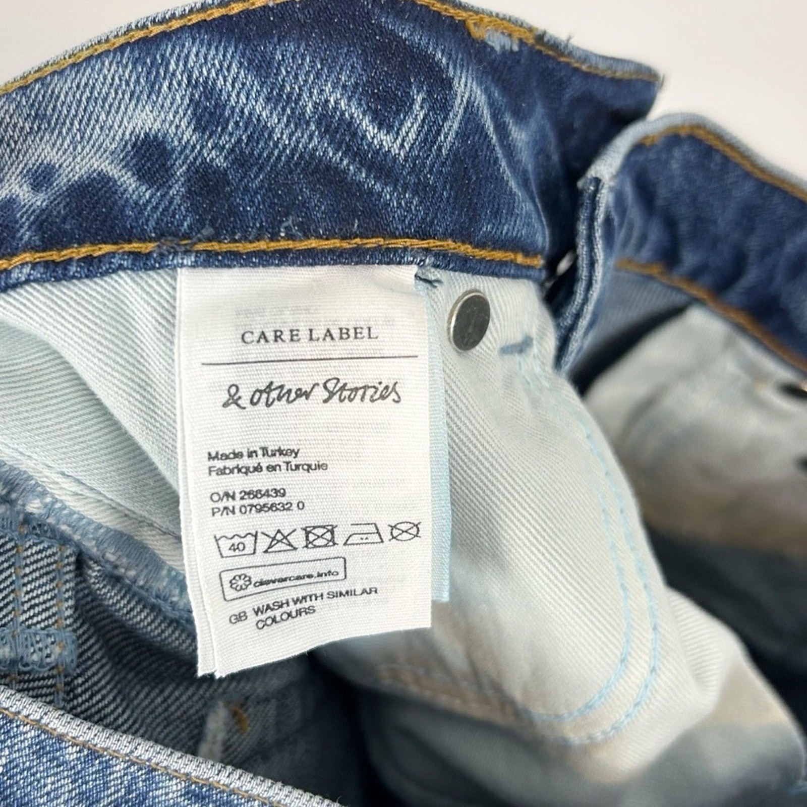 ALTRA Jeans & Other Stories Stockholm Atelier gamba dritta lavaggio medio taglia 26
