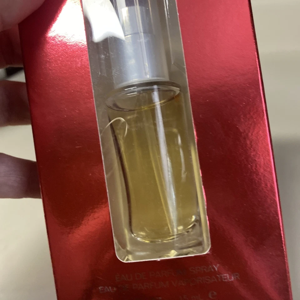 NUEVO de colección PERRY ELLIS MUJER EAU DE PARFUM PERFUME MAGNÍFICO SPRAY .5 oz / 15 ml Foto 2 de 3