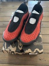 Men s size 10.5-OAKLEY BRAIN DEAD FACTORY TEAM FLESH SANDAL BRAND NEW LAVA RED
