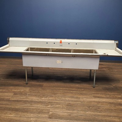 BK Resources BKS-3-24-14-24T 3-Compartment Sink (Scratch & Dent 11)