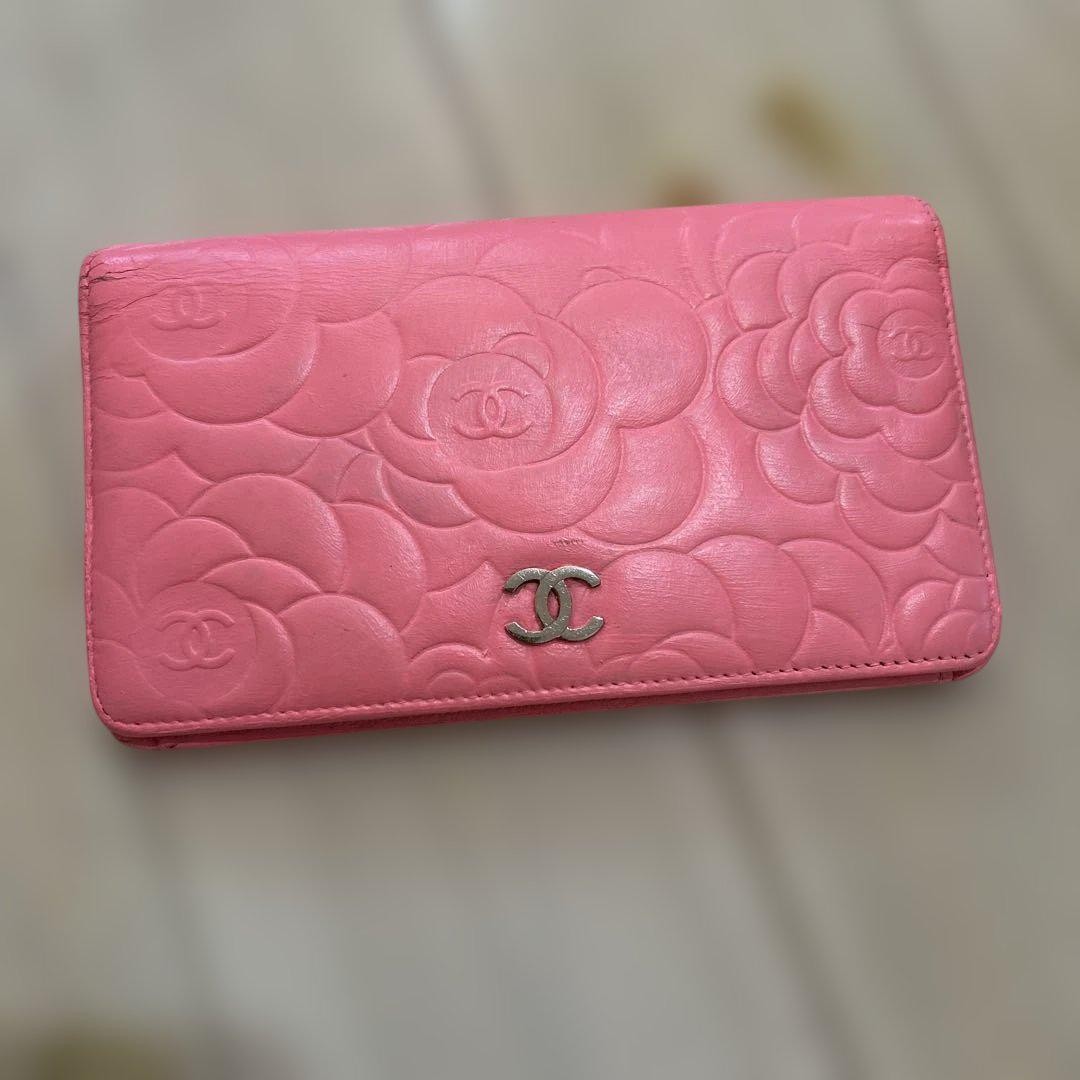 Chanel Pink Floral Bifold Leather Wallet with CC Logo
