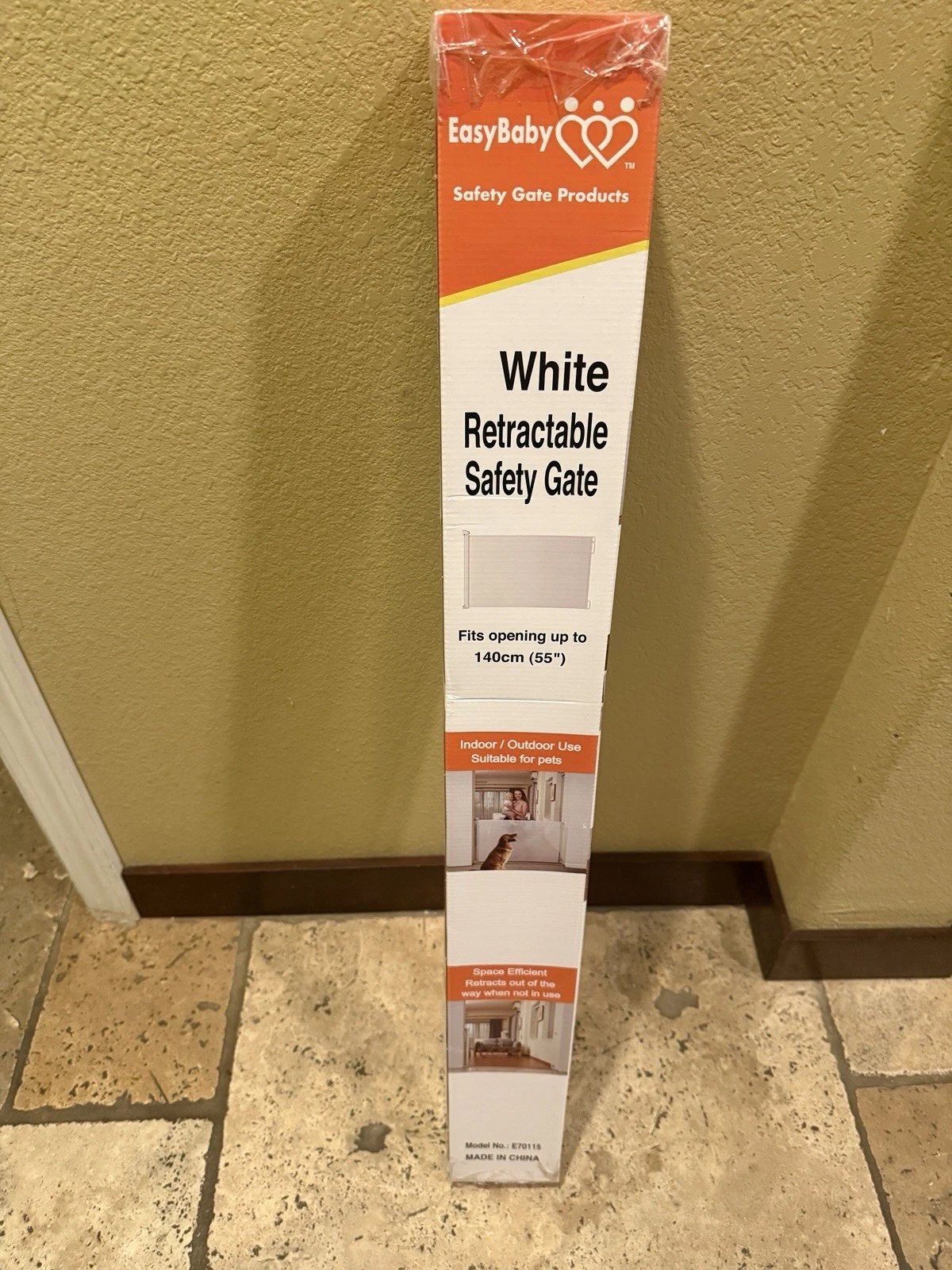 EasyBaby Retractable Baby Gate, 33" Tall Extends up to 55'' Wide White Child NEW
