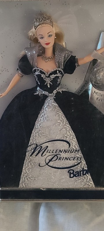 2000 Mattel Barbie Millennium Princess Fashion Doll 24154 Special Edition
