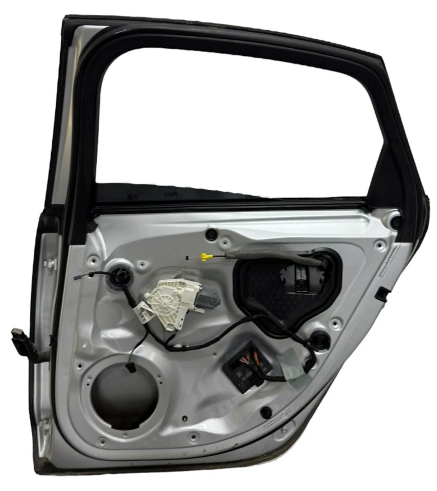 Audi A6 S6 2012-2018 carcasa de puerta trasera derecha del lado del pasajero plateada OEM Foto 4 de 4