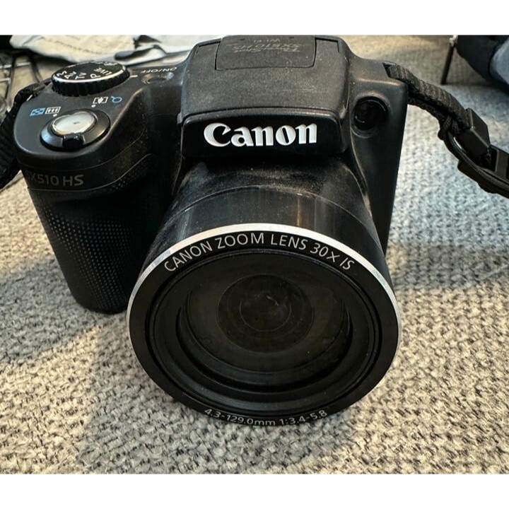 Canon PowerShot SX510 HS 12MP Digital Point-And-Shoot Camera