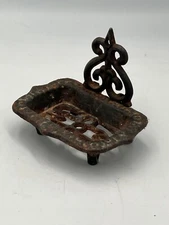 VTG  Primative daughter Ornate Footed Cast Iron Soap Holder