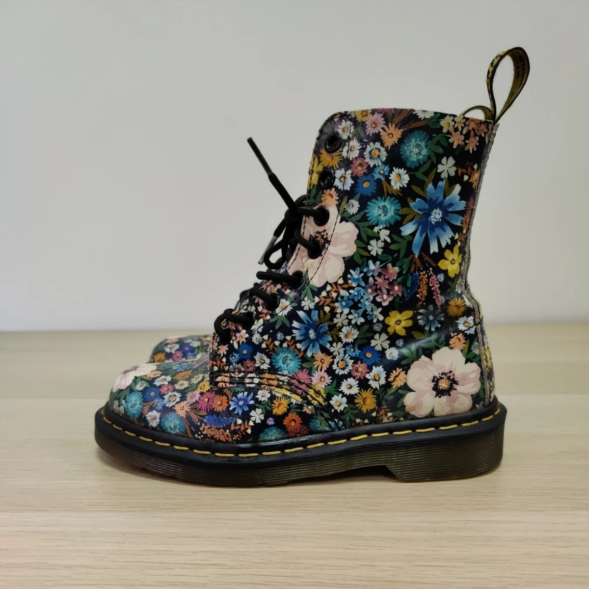Doc martens cheap à fleurs